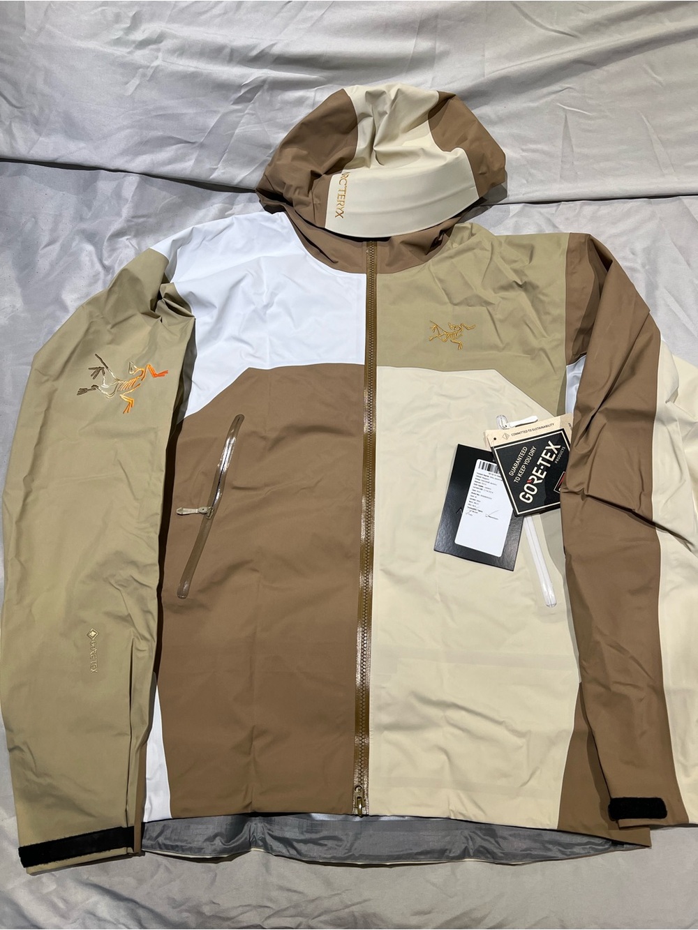 Arc’teryx Beta jacket Nagomi Beams collab 2023